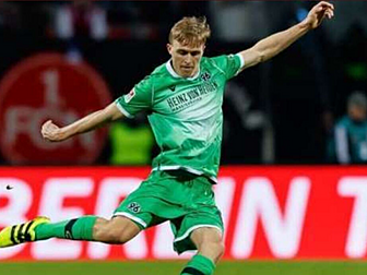 Hannover confirm defender is p...